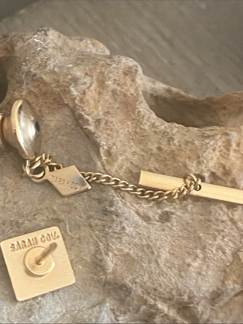 Vintage 60s Sarah Coventry Gold Tone Square Tie Bar Pin